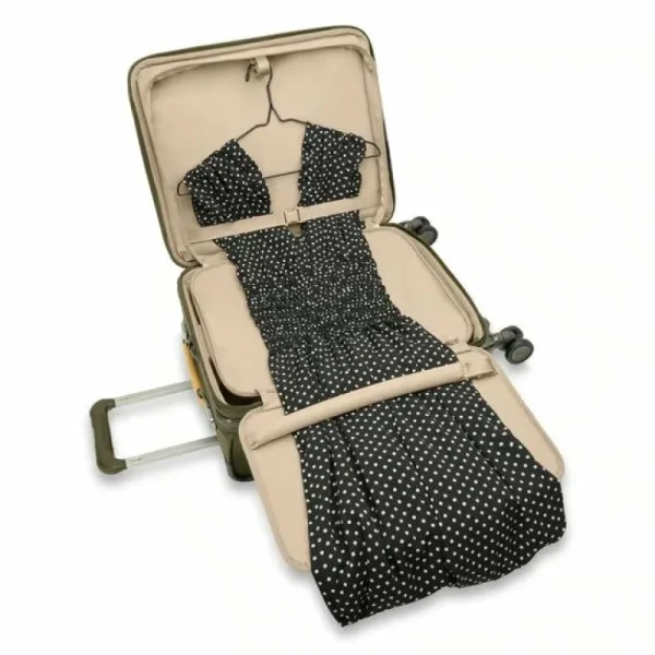 Briggs & Riley Baseline Global Carry-on Spinner< Suitcases | Carry On