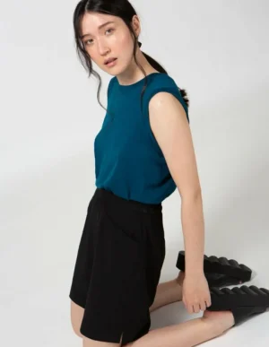 fig_newton_bermuda_short_0.webp FIG Newton Bermuda Short<Women Shorts