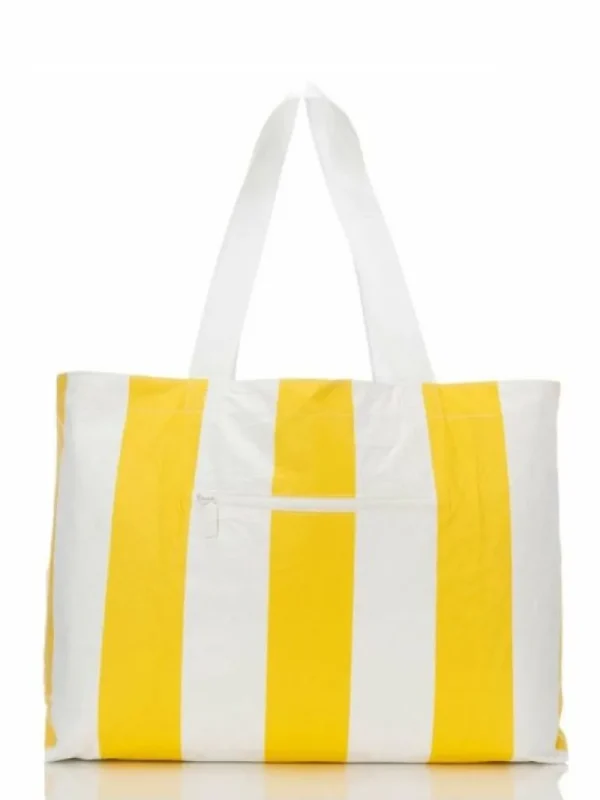 luggage_and_bags_aloha_ri_0.webp Aloha Luggage And Bags Riviera Grande Day Tripper In Citrus/White< Shopping Totes | Beach Bags