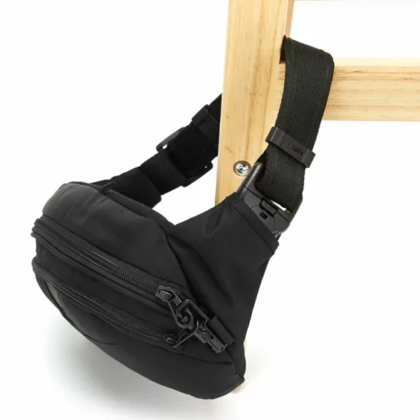 pacsafe_metrosafe_ls_anti_7-1.webp Pacsafe Metrosafe LS120 Anti-Theft Hip Pack< Sling Packs/bags | Day Bags