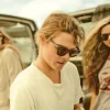 travel_essentials_sun_bum_3-1.webp Travel Essentials Sun Bum Mineral SPF 30 Sunscreen Spray< Travel Essentials