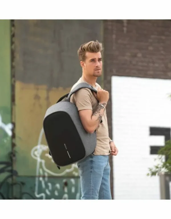 xd_design_bobby_hero_3.webp Backpacks XD Design Bobby Hero< Backpacks | Day Bags